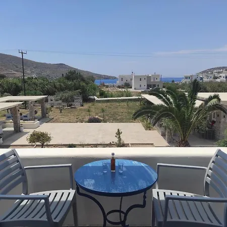 Le Grand Bleu Гостевой дом 4*