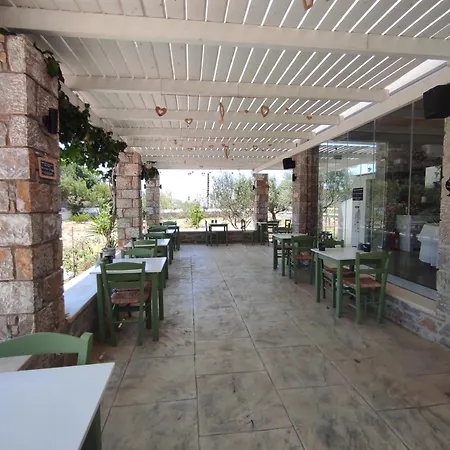 Le Grand Bleu Гостевой дом 4*