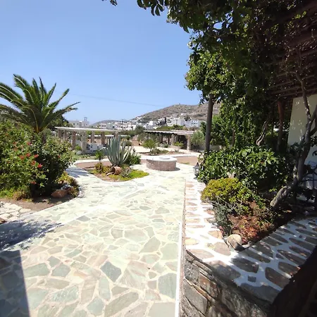 Le Grand Bleu Guest house *