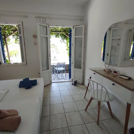 Le Grand Bleu Гостевой дом