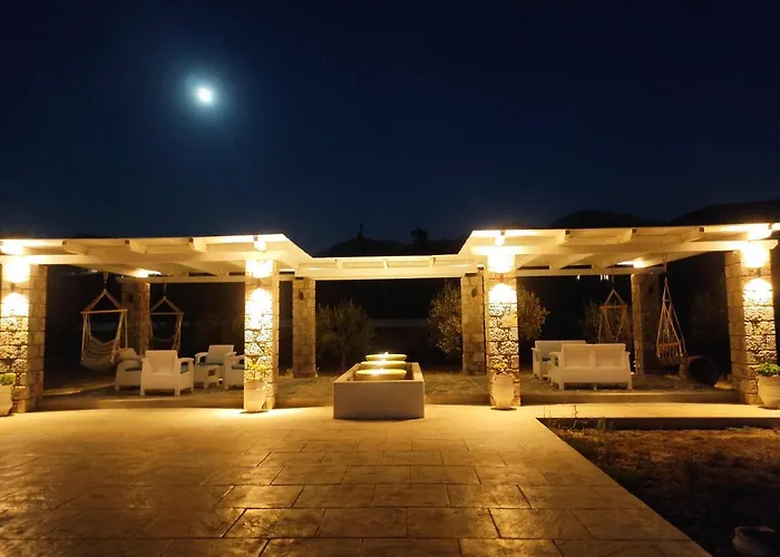 Konukevi Le Grand Bleu Katápola