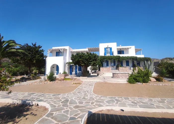 Konukevi Le Grand Bleu Katápola